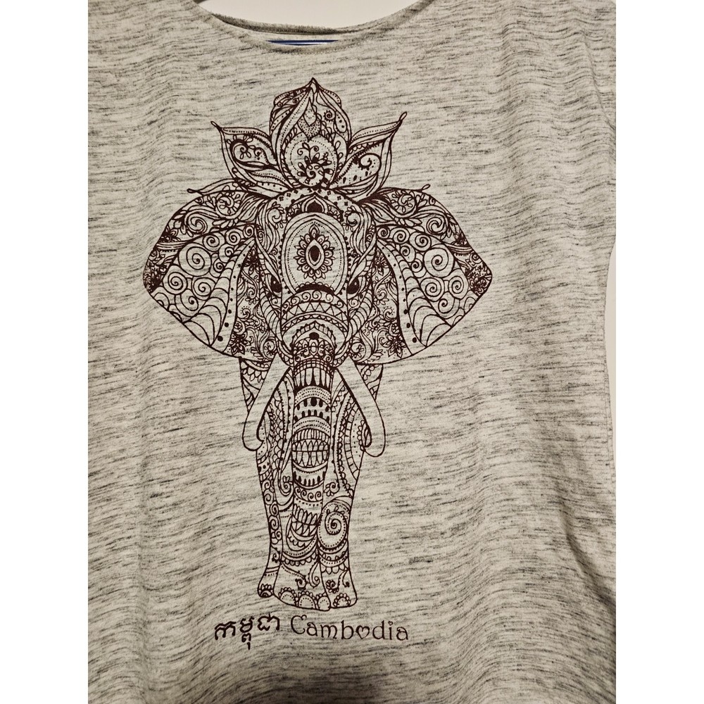 Galaxy Art Printing medallion elephant t- shirt - Size Medium